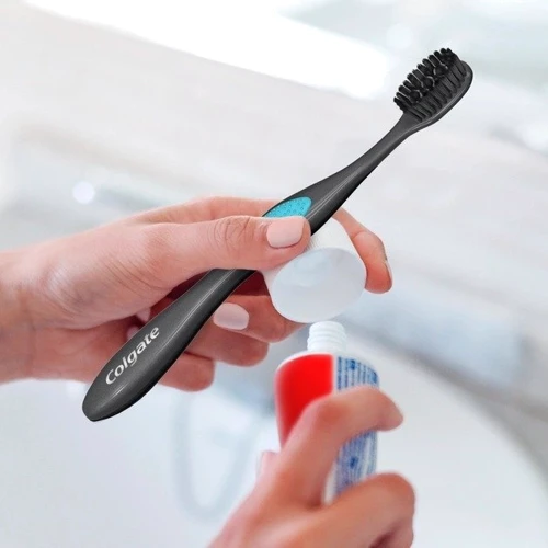 Зубная щетка Colgate 360° для детей 6-9 лет черная (2170000001138): Возраст 6-9 лет