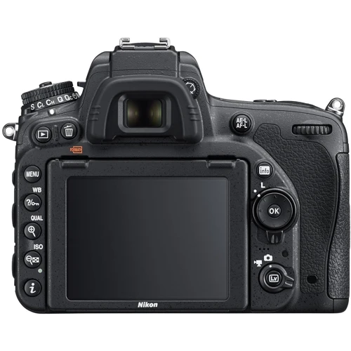 Nikon D750 Kit (24-120mm) VR: Поддержка карт памяти SD (SDHC, SDXC) (два гнезда)