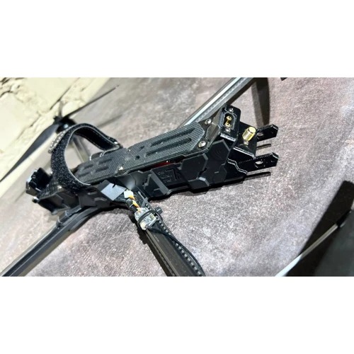 FPV Камікадзе Дальноліт Defender 2 10" (з акб): Елементи живлення моделі 6s2p 10400mAh LiIon