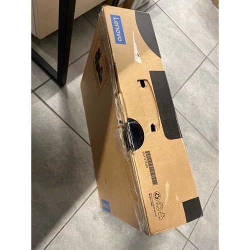 Lenovo Legion 7i Gen 7 (82TD0004US) (Ноутбуки)(79006469): Причина уцінки Витринный вариант, есть след от снятой наклейки, нетоварный вид упаковки