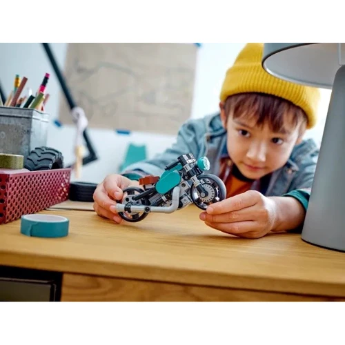 Конструктор LEGO Creator 3-in-1 Вінтажний мотоцикл 128 деталей (31135) фото 10