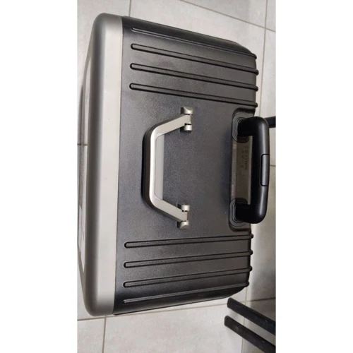 Zendure SuperBase 2000 Pro 2096Wh 2000W Portable Power Station (ZDSBP2000)(SNHAKFMKGY00101)Stylus approved: Причина уценки Витринный вариант, небольшие потертости