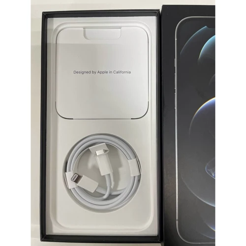 Apple iPhone 12 Pro Max 256GB Silver (iPhone) (351330885534491) Approved: Причина уценки Царапина на дисплее, не активирован