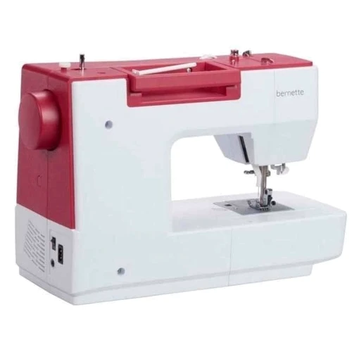 Швейная машина Bernina Bernette Sew&Go 7: Габариты 28х40х18