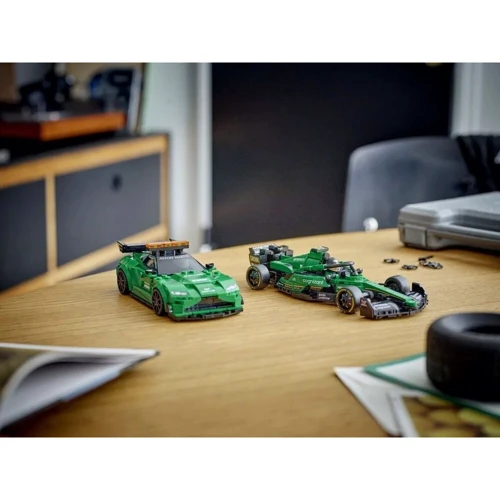 Конструктор LEGO Speed Champions Aston Martin Safety Car та AMR23 564 деталі (76925) фото 9