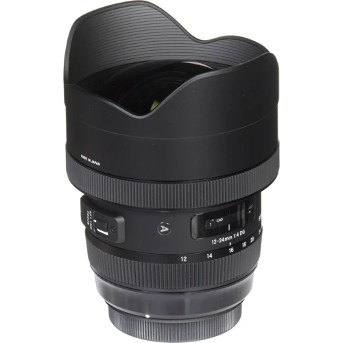 Об'єктив для фотоапарата Sigma AF 12-24mm f/4 DG HSM Art (Canon): Діаметр різьби для світлофільтру немає