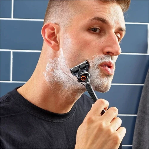 Gillette Fusion Proglide Станок для бритья с 2 сменными касетами фото 6