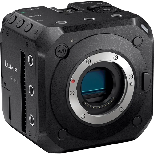 Цифровая видеокамера Panasonic Lumix BGH-1 (DC-BGH1EE) UA