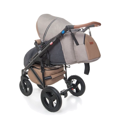 Универсальная коляска 2-в-1 Broco Capri textile cappuccino: Материал колес резина (надувные)
