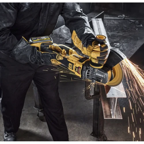 Шлифмашина угловая DeWalt DCG460N (без АКБ и ЗУ): Потребляемая мощность 3000 Вт