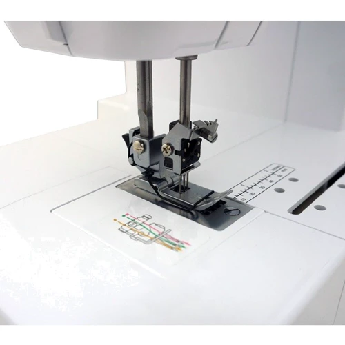 Швейна машина Розпошивальна машина Brother Cover Stitch CV3440: Вага, кг 7.3