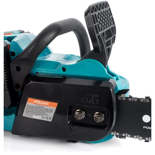 Электропила Sturmax CC9940CL: Особенности Плавный пуск, Блокировка кнопки включения