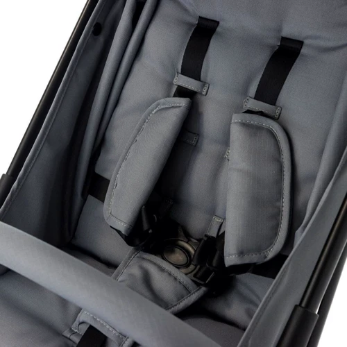 Коляска прогулочная Babyhit Colibri Ash Grey: Материал колес полиуретан