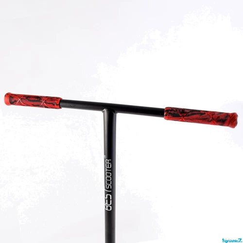 Самокат трюковий Best Scooter червоний (46409): Конструкція рами цільна