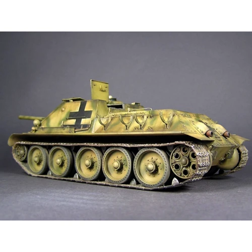 Сборная модель MiniArt Советская САУ СУ-85 "Jagdpanzer" образца 1943 г. с экипажем (MA35229): Масштаб 1:35