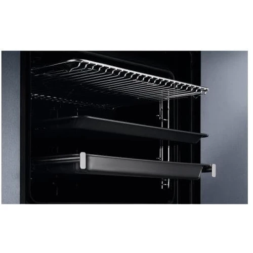 Духовой шкаф электрический Electrolux EOF3H50BK: Класс энергопотребления A