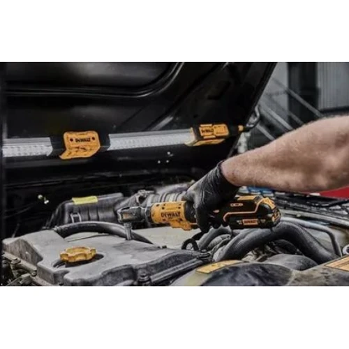 Трещоточный гайковерт DeWalt DCF504N: Тип патрона квадрат 1/4"