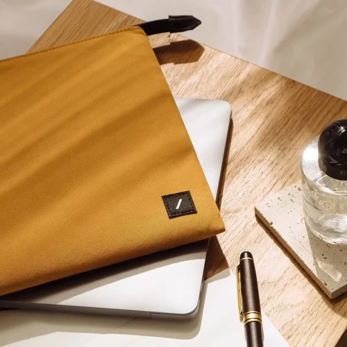 Native Union W.F.A Stow Lite Sleeve Case Kraft (STOW-LT-MBS-KFT-14) for MacBook 13-14": Тип чехла чехол-папка