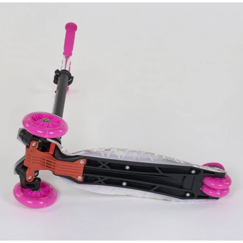 Самокат трехколесный MAXI "Best Scooter" пластмассовый, трубка руля алюминиевая Pink/White/Black (83270): Тип колес литые