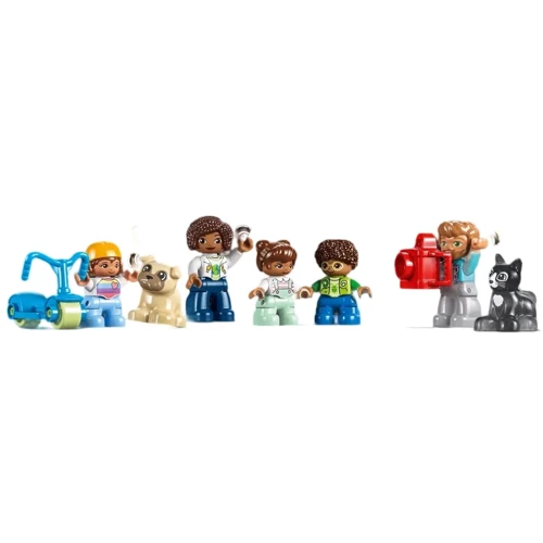 Конструктор LEGO DUPLO Town Семейный дом 3 в 1 (10994): Серия DUPLO