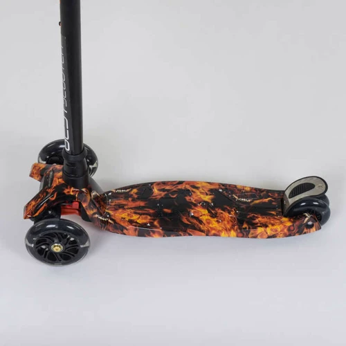 Самокат дитячий пластмасовий з алюмінієвої трубкою керма + 4 колеса Black / Orange (74312): Максимальне допустиме навантаження, кг 30