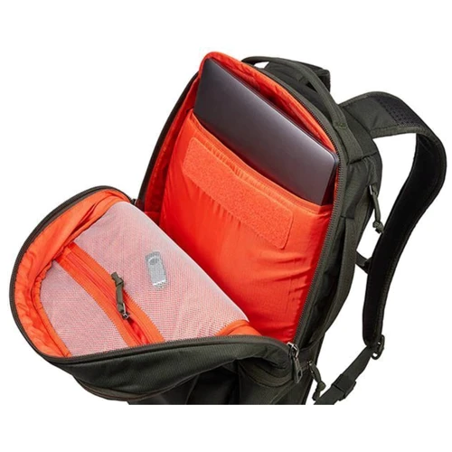 Thule Subterra Backpack 30L Dark Forest (TSLB317) для MacBook Pro 15-16": Сумісність MacBook Pro 15-16"