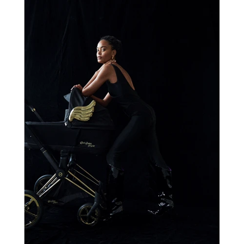 Прогулочная коляска Cybex ePriam by Jeremy Scott Wings (521002723): Ширина шасси 44