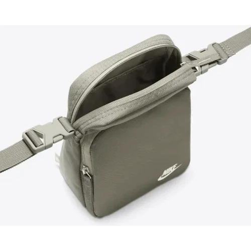 Сумка Nike NK Heritage Cross-Body 4L хаки Уни 23х18х8 см (DB0456-320): Габариты 23х18х8 см