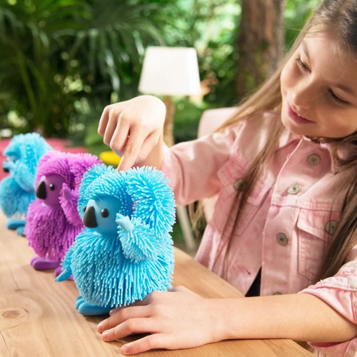Интерактивная игрушка Jiggly Pup - Зажигательная коала (голубая): Рекомендуемый возраст от 3 лет