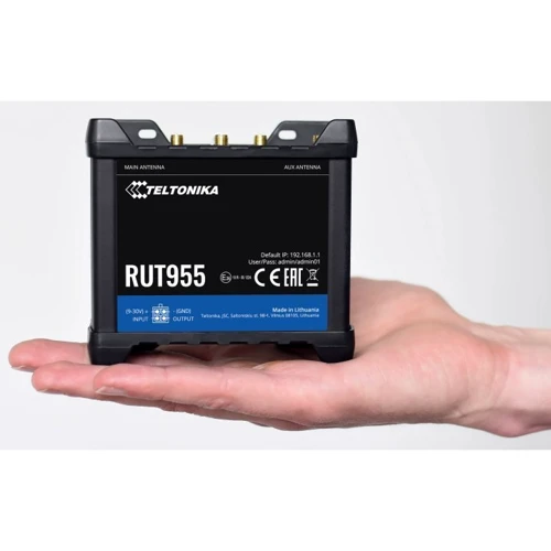 Маршрутизатор Wi-Fi Teltonika RUT955 (RUT9550033B0): Количество LAN портов 4