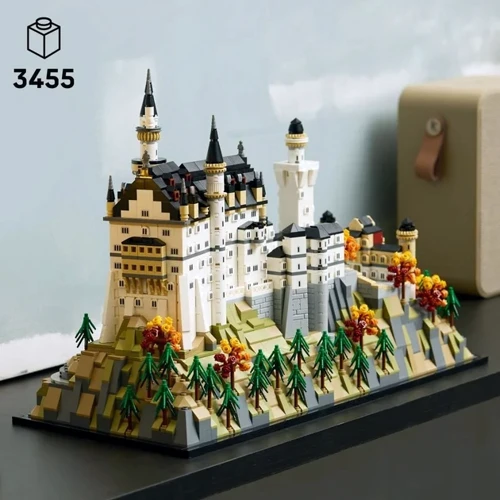 Конструктор LEGO Architecture Замок Нойшванштайн (21063)