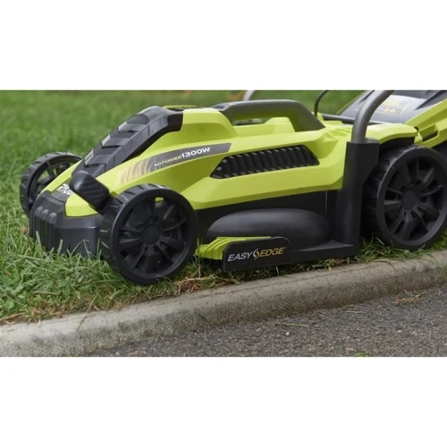Газонокосилка Ryobi RLM13E33S (5133002343): Материал корпуса Пластик