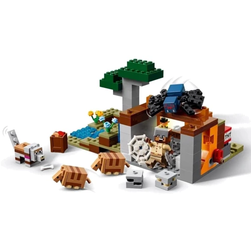 Конструктор LEGO Minecraft Експедиція в шахту броненосця 247 деталей (21269): Рекомендований вік 8+