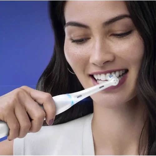 Насадка для зубної щітки Braun Oral-B iO RB Ultimate Clean біла 4шт фото 6