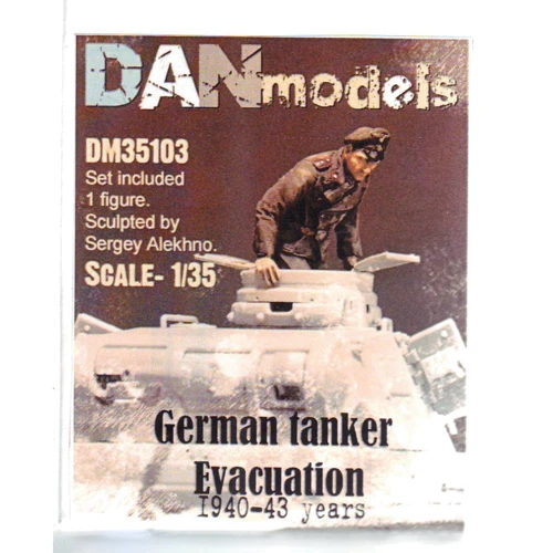 Немецкий танкист Эвакуация из подбитого танка 1940-43 гг набор №3