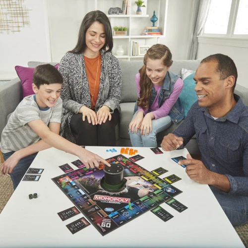 Настольная игра Hasbro Монополия: Голосовое управление (E4816)