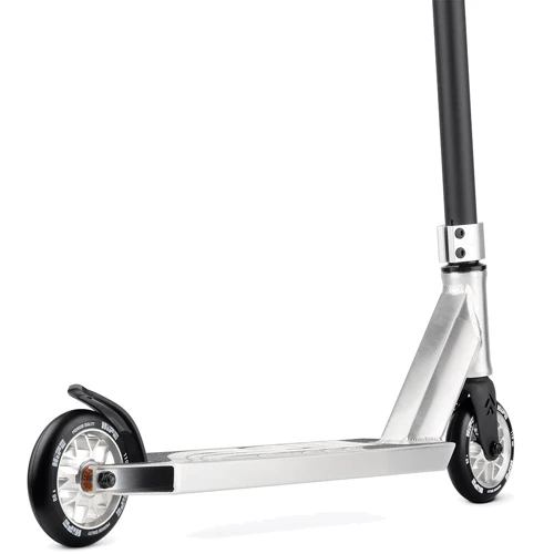 Самокат трюковый Hipe H3 Alu Black-Chrom (250816): Тип колес литые