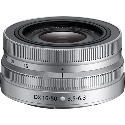 Nikon Z fc kit (16-50mm)VR (VOA090K002) UA: Масса 445 г