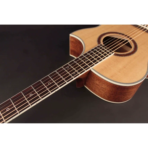 Електроакустична гітара CORT NDX Baritone (Natural Satin): Форма корпусу Джамбо