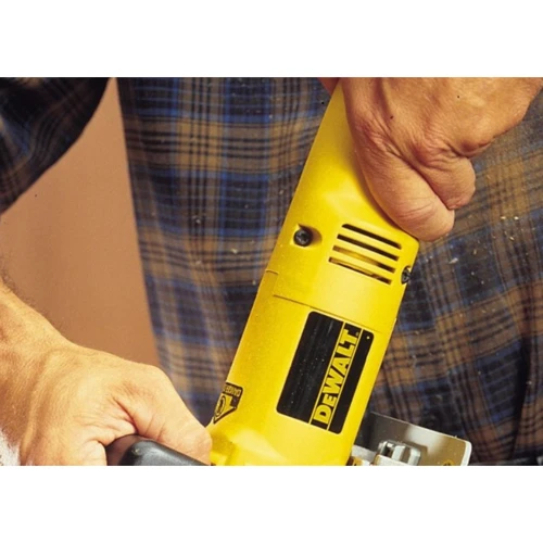 Фрезер DeWalt DW682K UA