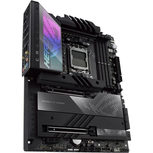 Asus ROG CROSSHAIR X670E HERO фото 6