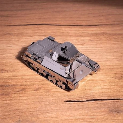 Коллекционная модель-конструктор Metal Time P 26/40 танк World of Tanks (MT062): Производитель Metal Time