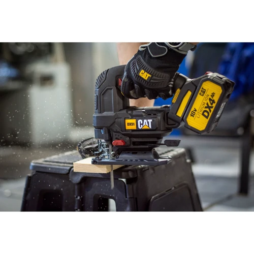 Акумуляторна безщіткова лобзикова пилка CAT DX51B (без АКБ та ЗУ)