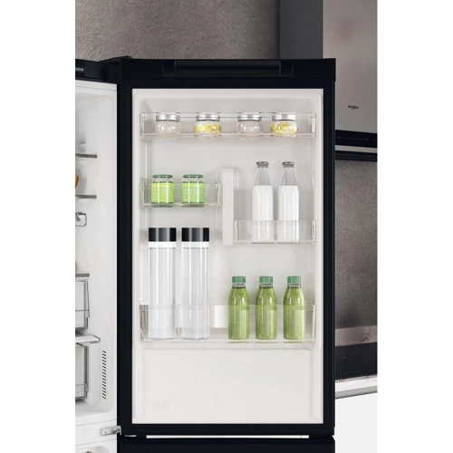Холодильник Whirlpool W7X 82O K: Объем морозильной камеры, л 104