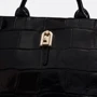 Женская сумка тоут Furla Palazzo S Tote черная (WB00345BX0044O6000): Фактура Тиснение, Глянцевая