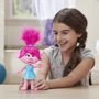 Кукла Hasbro Тролли Кукла Тролли Суперзвезда Поппи (E9412) фото 3