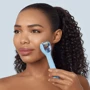 Электронный роллер для лица с микроиглами GESKE MicroNeedle Face Roller 9в1 aquamarine фото 5