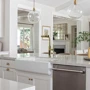 Смеситель для кухни Lefton Waterfall & Pull-Out Kitchen Faucet with Temperature Display-KF2209 Brushed Gold: Вид смесителя Однорычажный