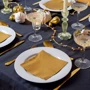 Сервіровка столу Одноразові серветки Talking Tables Золотого кольору серії Luxe (LUXE-NAPKIN-GLD) фото 2