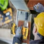 Гайковерт DeWALT DCF900P2T: Питание от аккумулятора